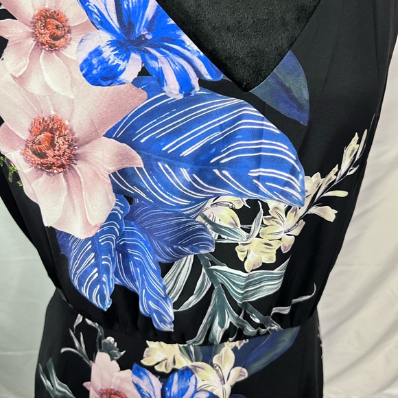 Beautiful Ted Baker floral aline SL midi dress - Picture 3 of 6